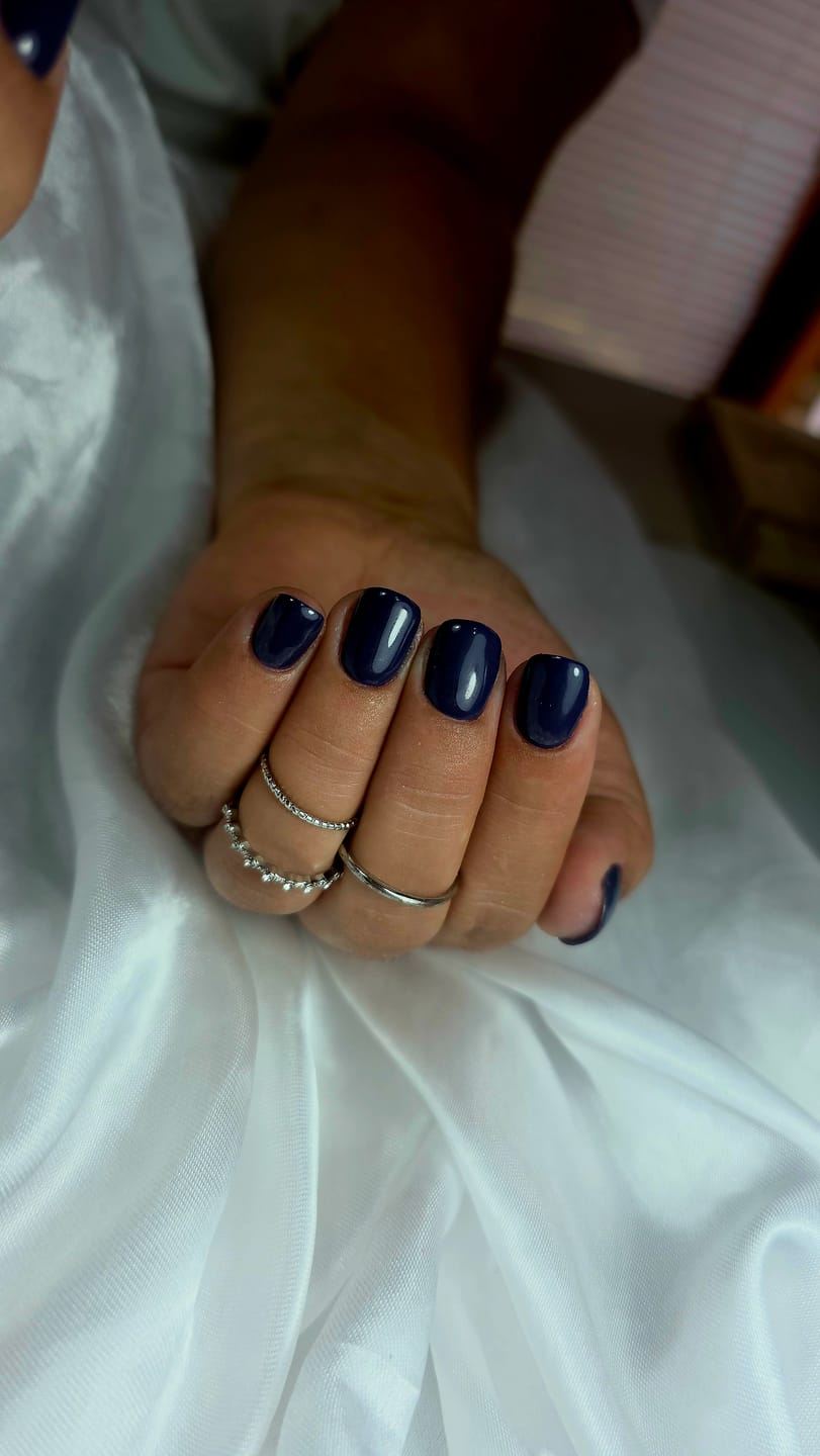 Customer photo review of Semilac 741 Navy Eclipse UV Gel Polish