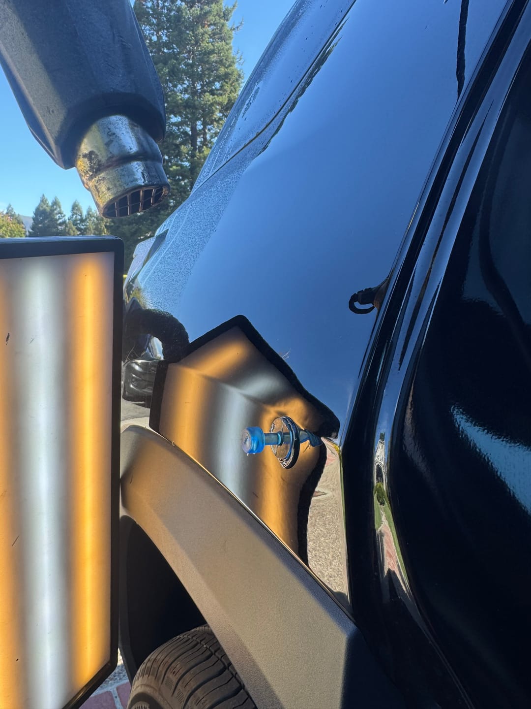 Customer photo review of PDR Outlet Glue