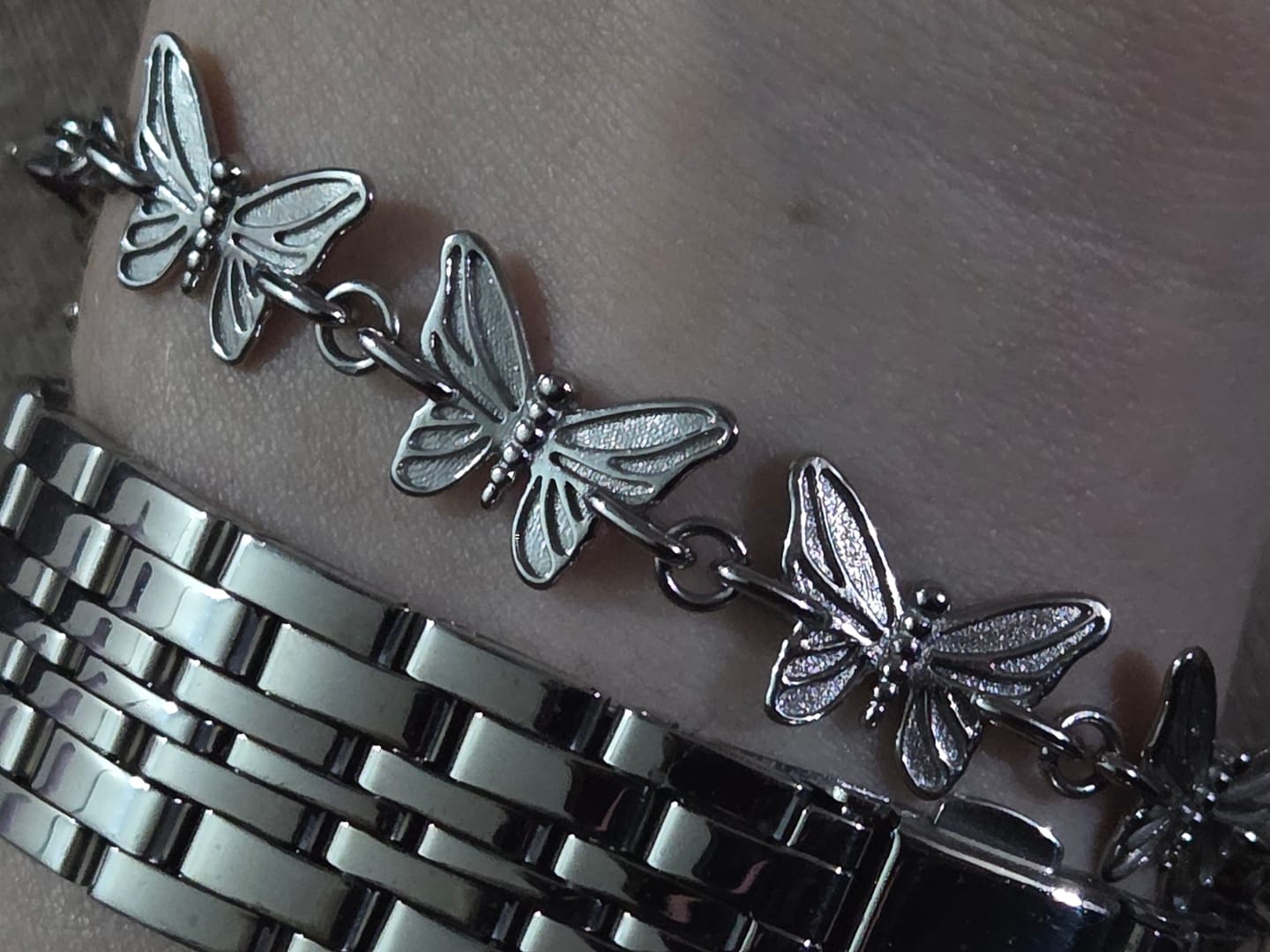 Customer photo review of BUTTERFLY BRACELET (ADJUSTABLE)