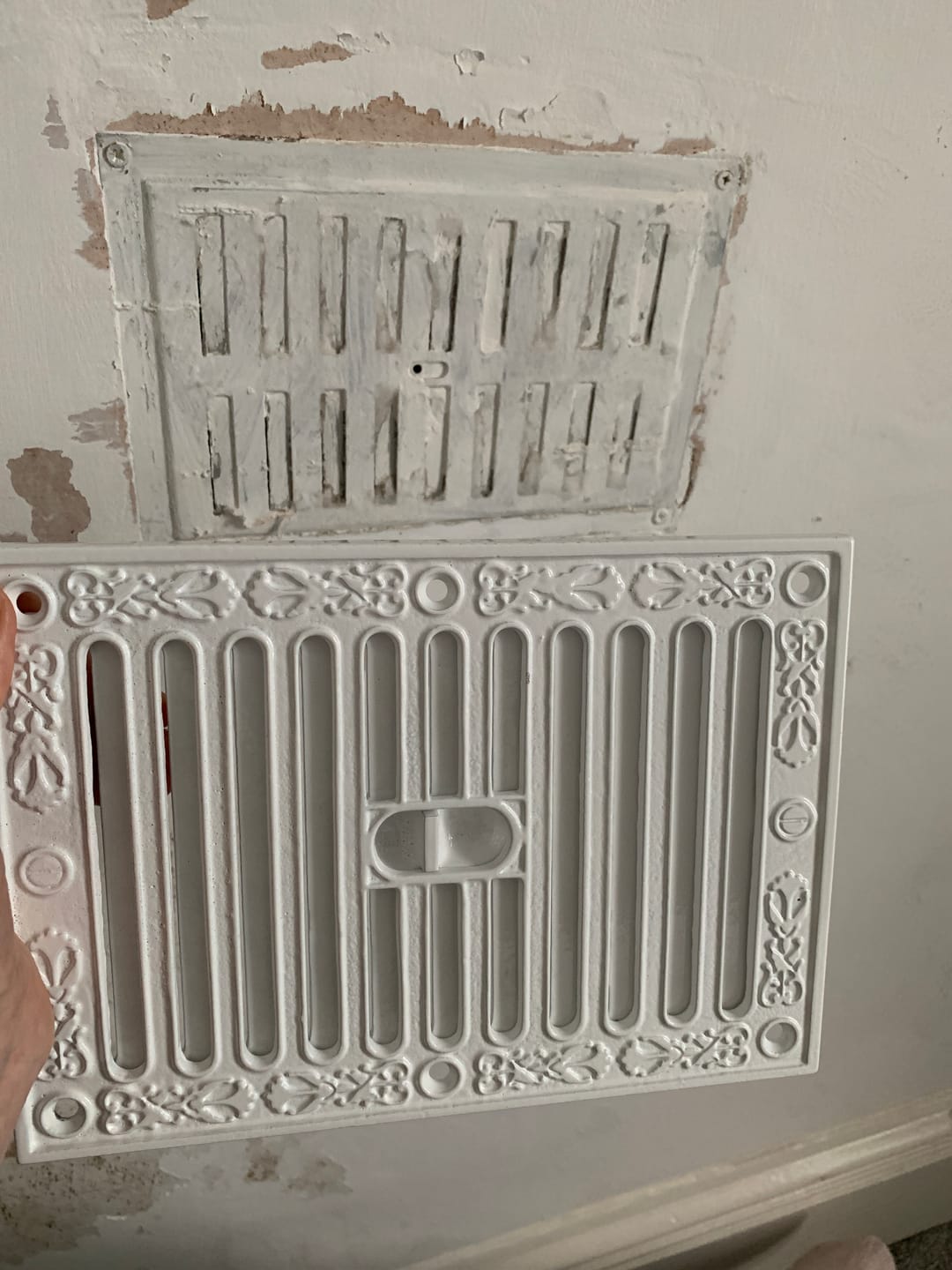 Customer photo review of White Kenrick Hit & Miss Air Vent · 9 x 6 Inch ·