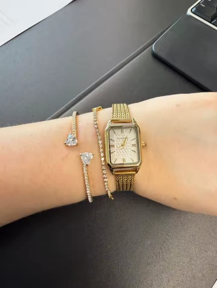 Customer photo review of Reloj Élégance Mujer