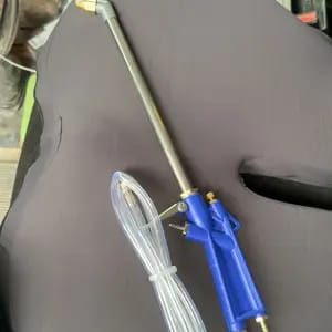 Customer photo review of Pulizia Precisa Pistola Pneumatica per Spazi Stretti e Motori