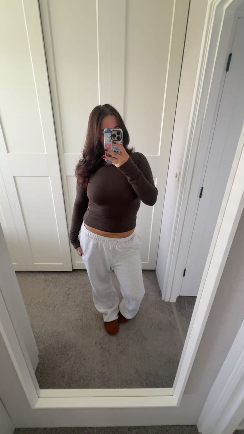 Customer photo review of GATED COMMUNITY STRAIGHT LEG SWEATPANTS SAGE