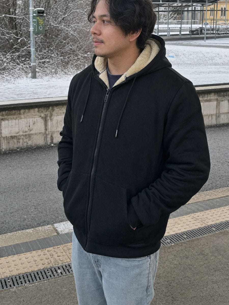 Customer photo review of Warmer Zip-Hoodie - Herren