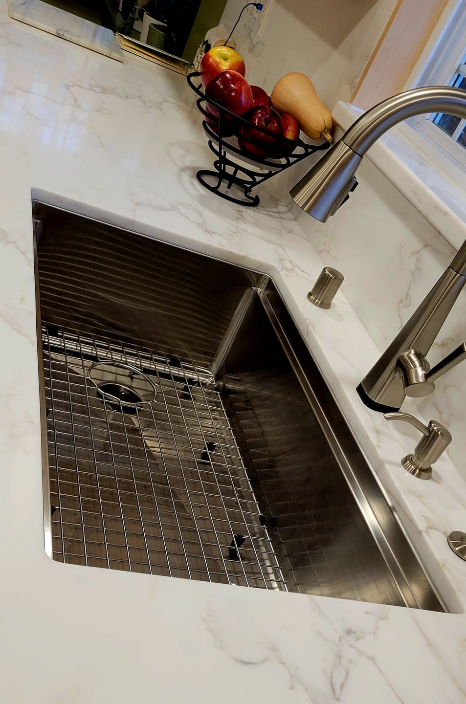 Customer photo review of 33" Undermount Workstation Sink – 16 Gauge Stainless Steel Single Bowl – 10" Deep – Reversible – Seamless Drain (5LS33c-10)