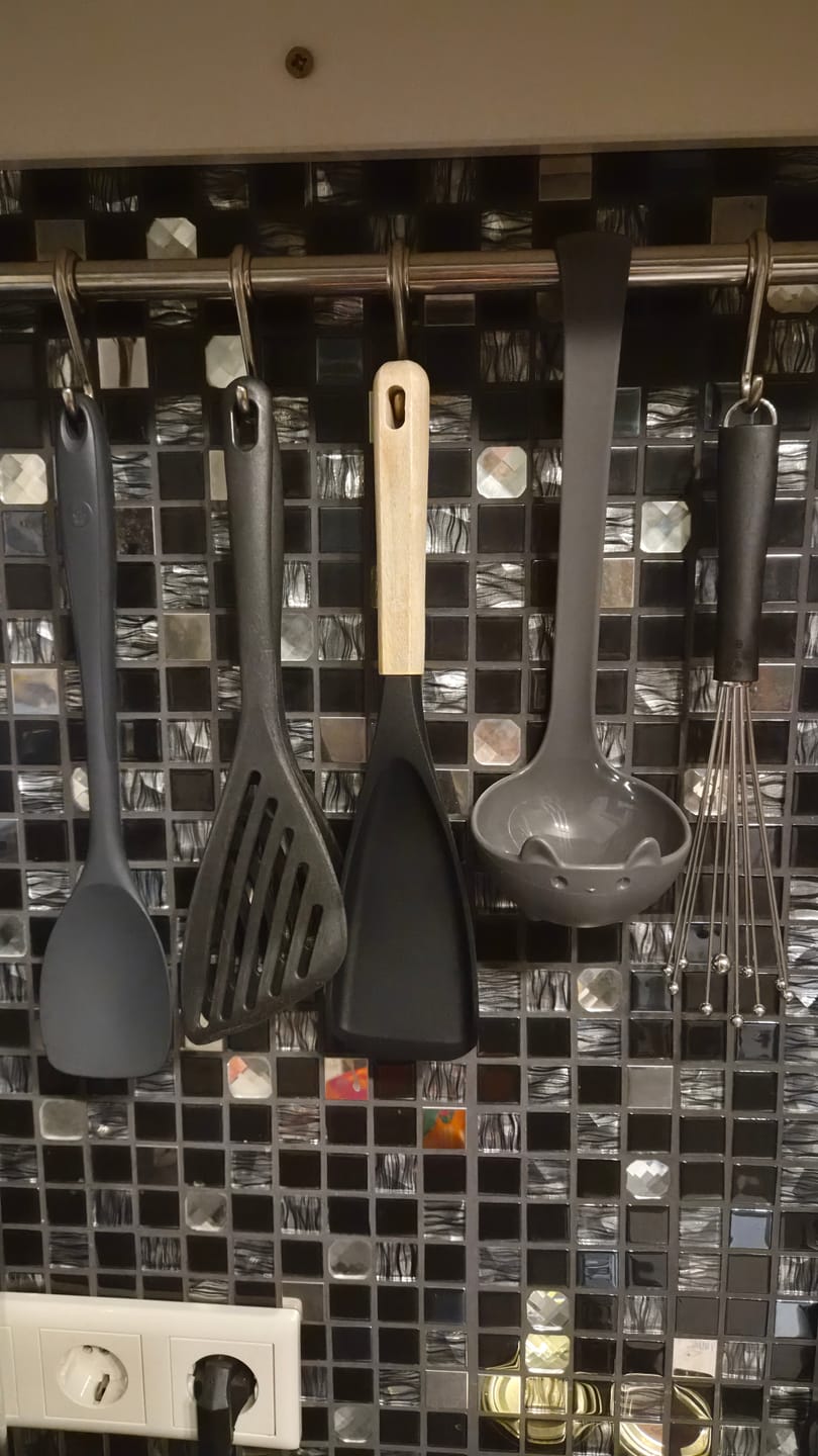 Customer photo review of Schwarze Katzen Schöpfkelle für Suppe und Eintopf für magische Küchen