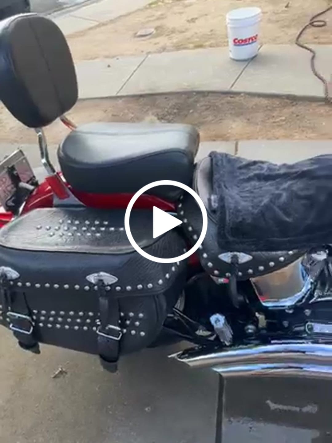 Customer video review of PREMIUM DRYING TOWEL