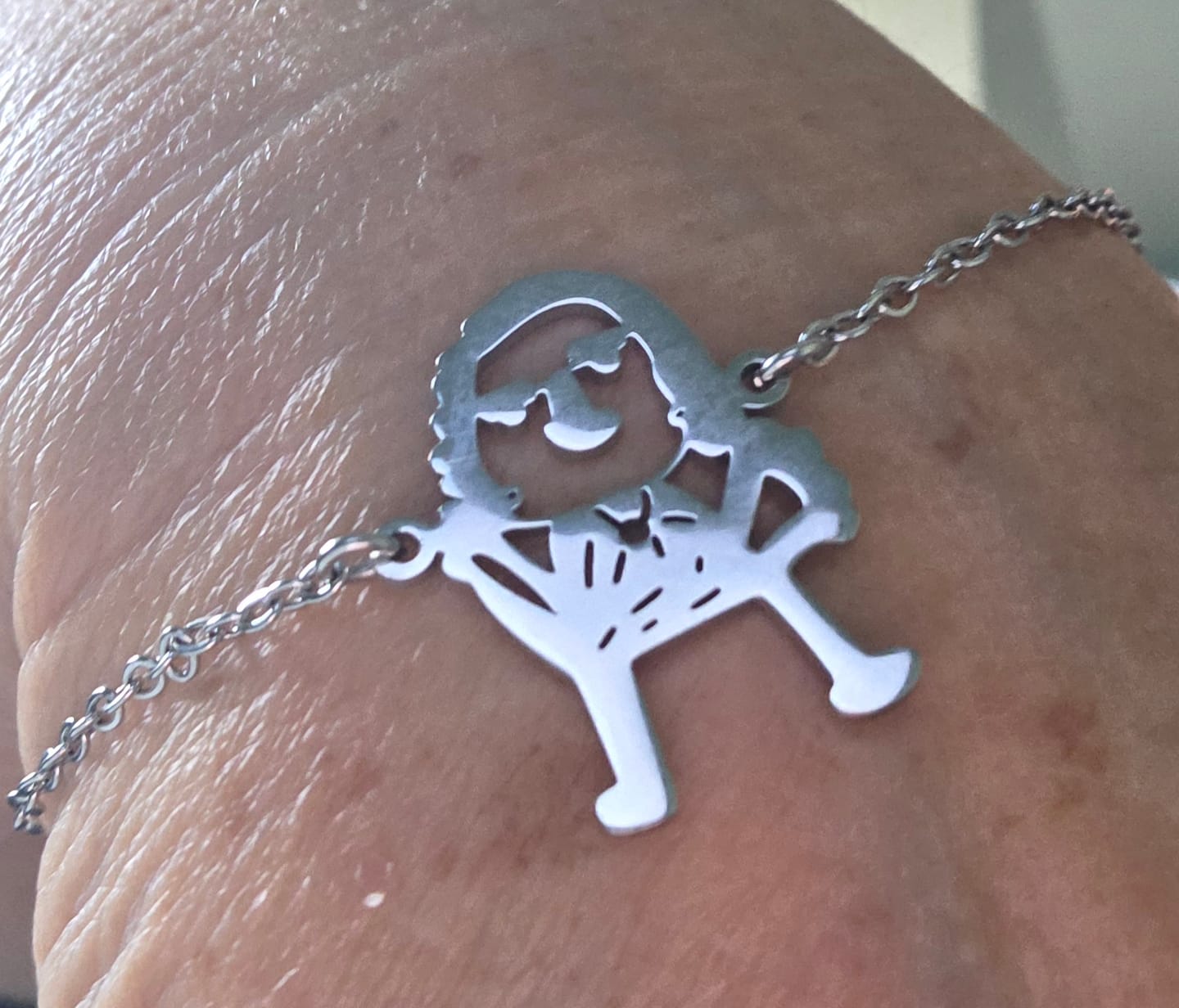Customer photo review of Persönliche Kinderzeichnung als Halskette oder Anhänger