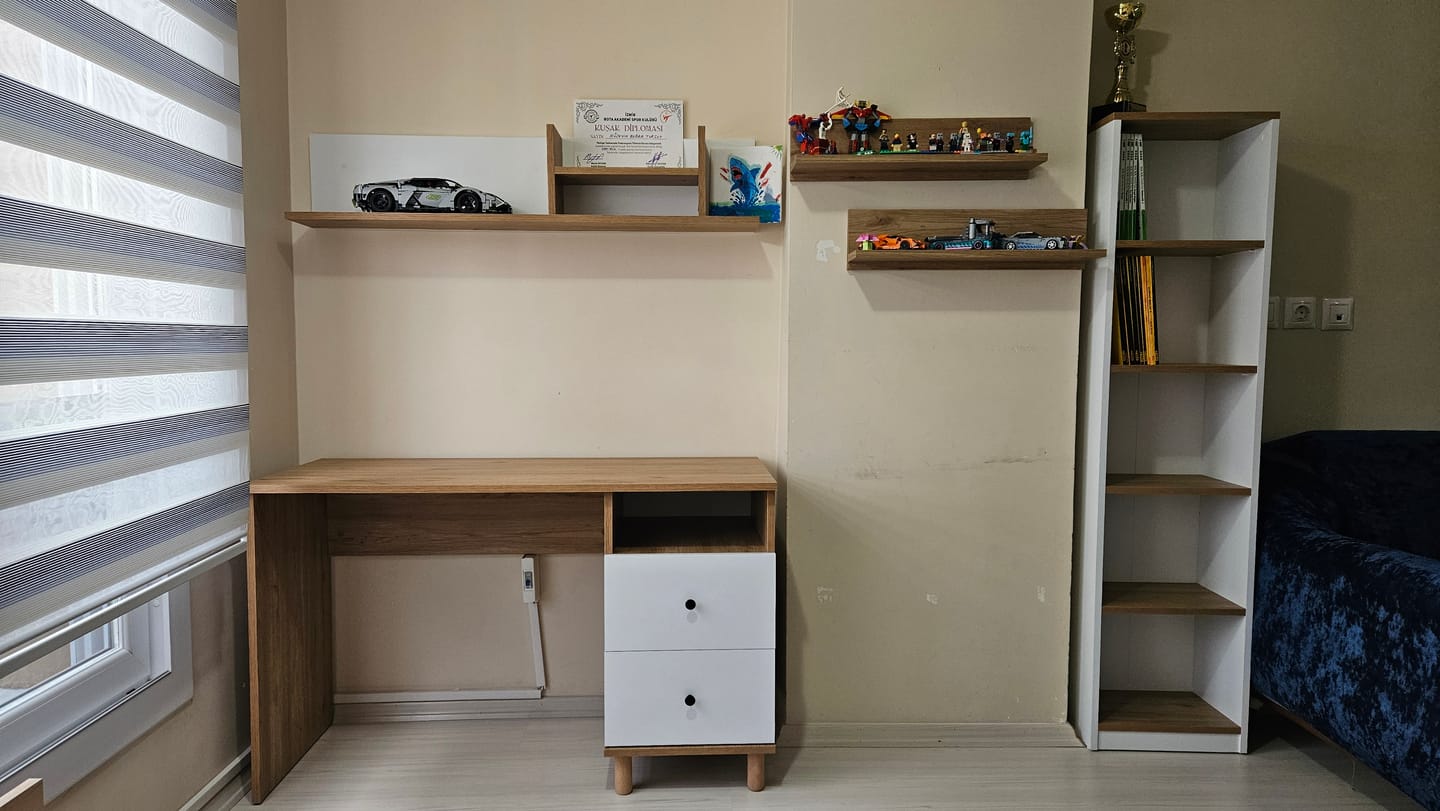 Customer photo review of Rani HA115 Çekmeceli Kitaplıklı Çalışma Ofis Bilgisayar Masası Sepet Ceviz - Beyaz