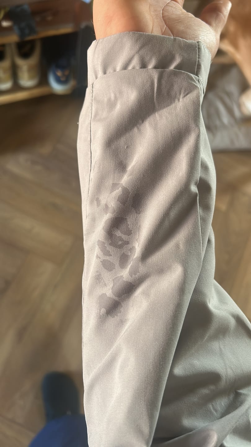 Customer photo review of LEOPARD WATER REACTIVE RAIN JACKET - GREY