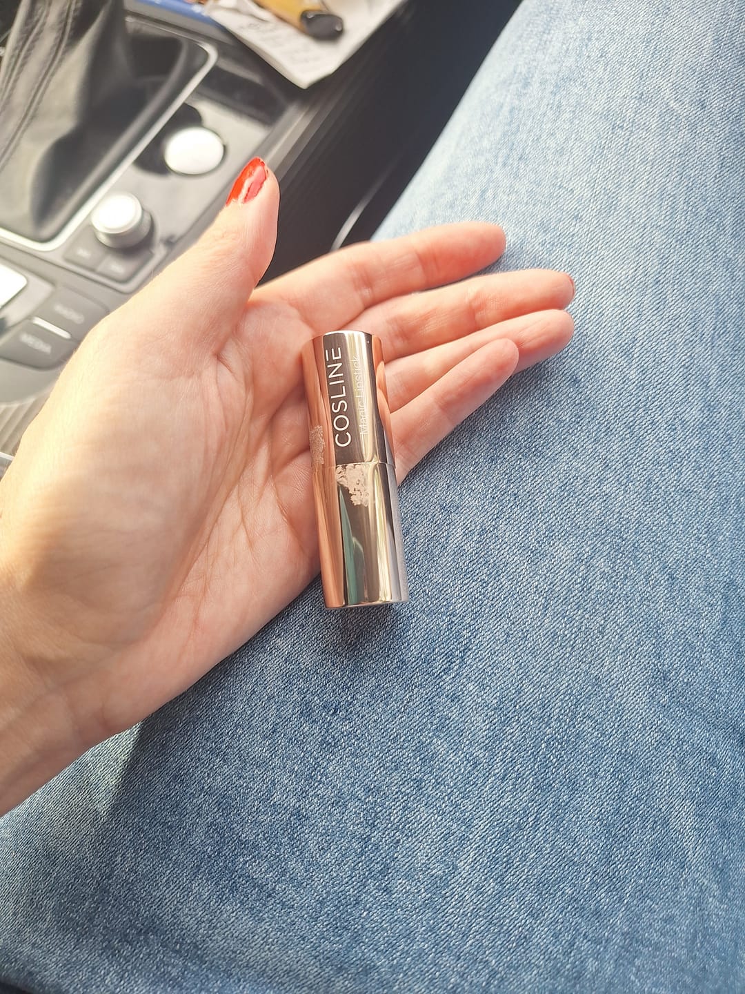 Customer photo review of 490 - Magic Lipstick