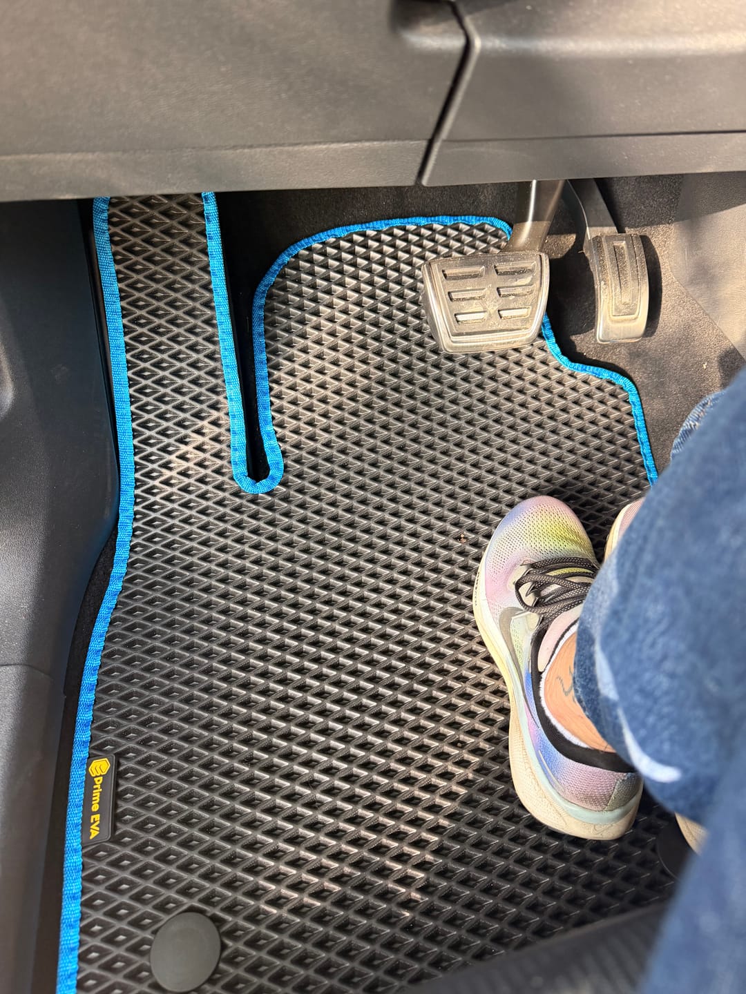 Customer photo review of Auto Fußmatten nach Maß - Komplettset