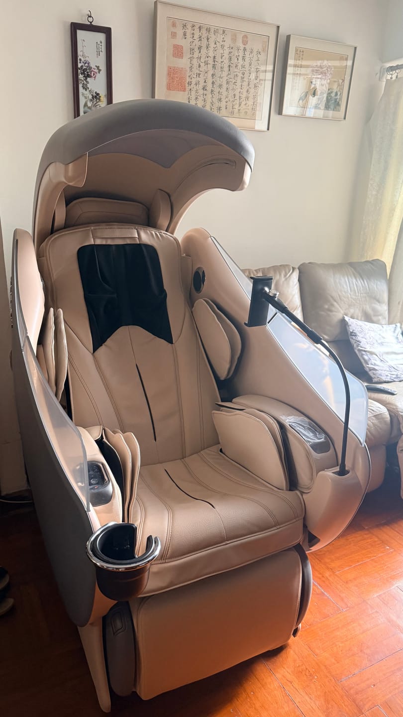 Customer photo review of uDream·AI Well-Being Massage Chair | Advanced AI Massage Chair