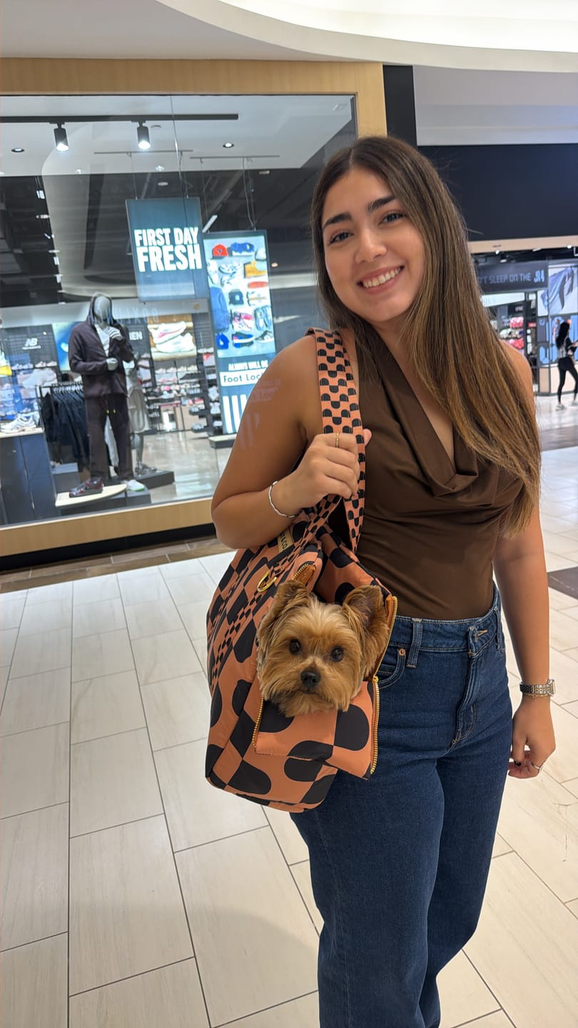 Customer photo review of Moonrise - Dog Travel Bag