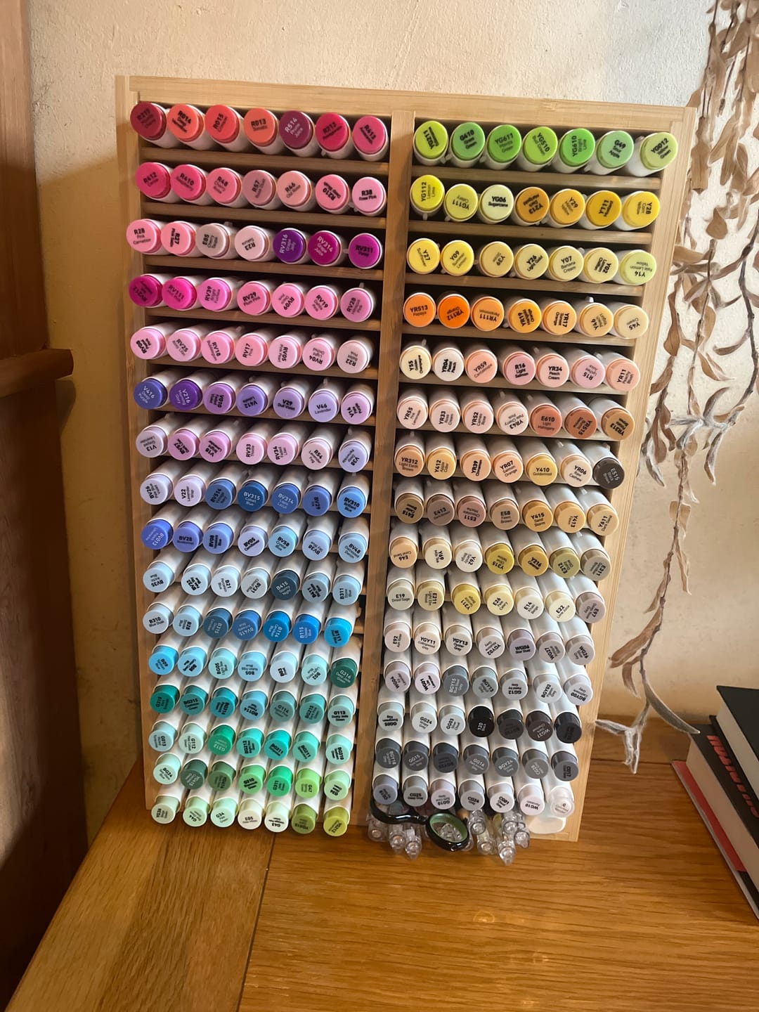 Customer photo review of Ohuhu Bamboo Marker Organizer