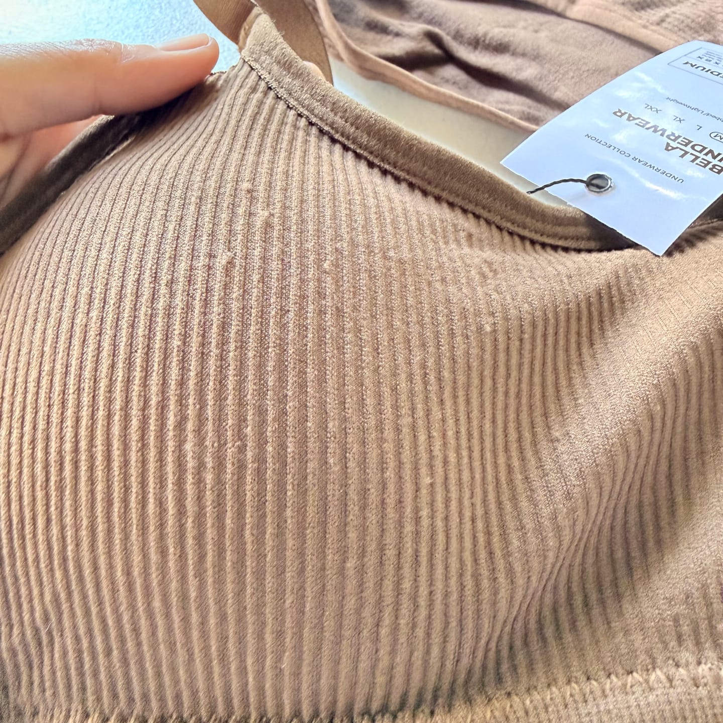 Customer photo review of [SET] Fettle Bra and Bella Underwear