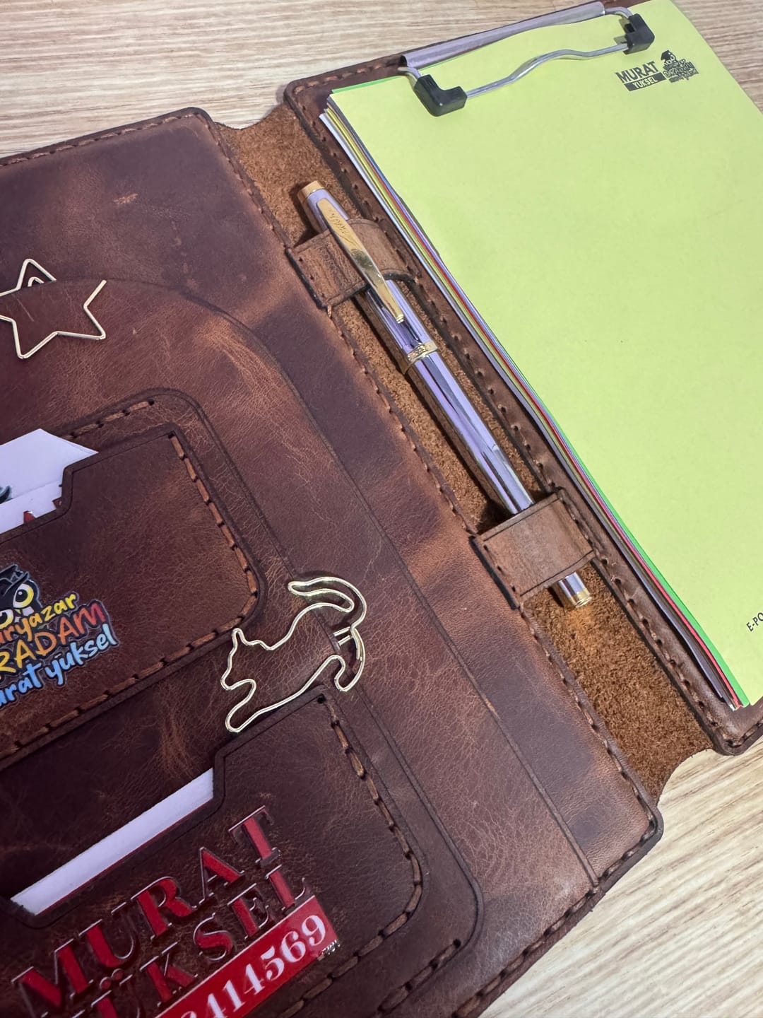 Customer photo review of Veys A5 Organizer Deri El Yapımı Hakiki Deri Clipboard