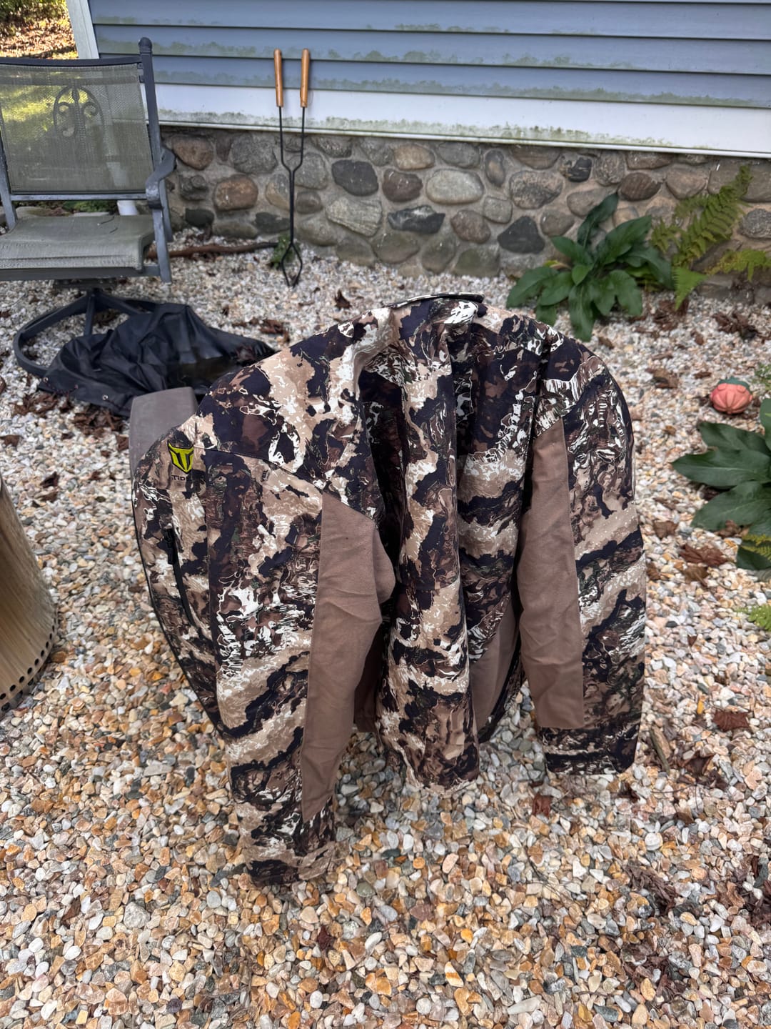 Customer photo review of Altus Silent Hunting Suit for Men | Insulated Camouflage Jacket & Pants Set for Whitetail Hunting | Deer Hunting Apparel with Hoodie