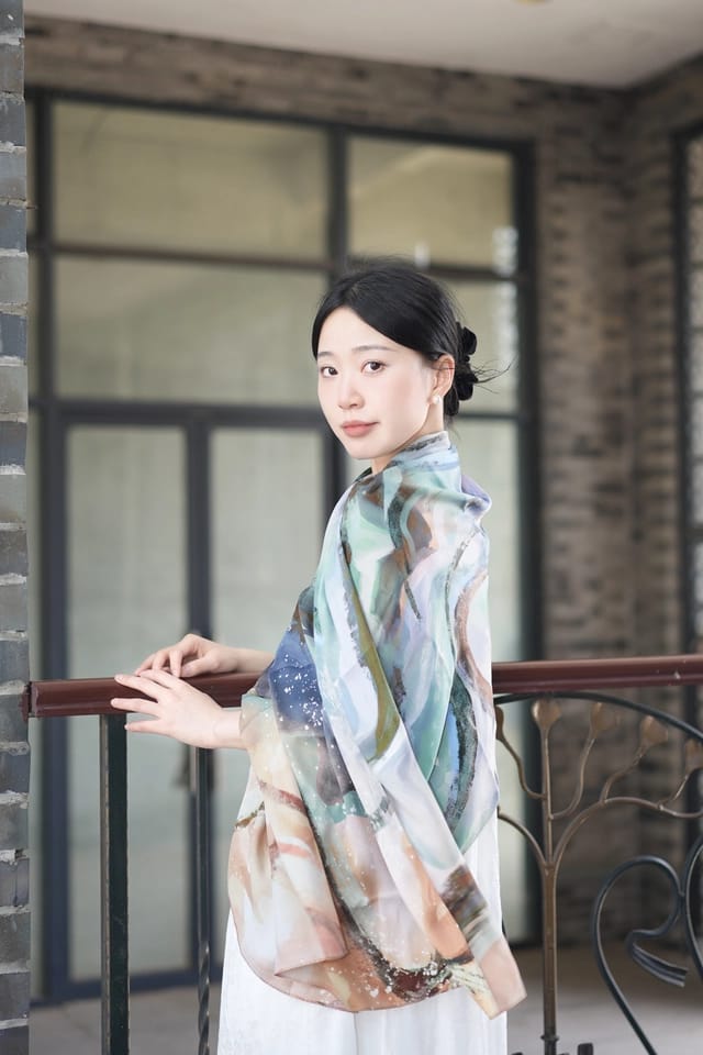 Customer photo review of Dunhuang Five Elements Printed Mulberry Silk Shawl / Scarf