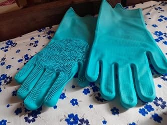 Customer photo review of Silicone Cleaning Gloves - Dishwashing Gloves