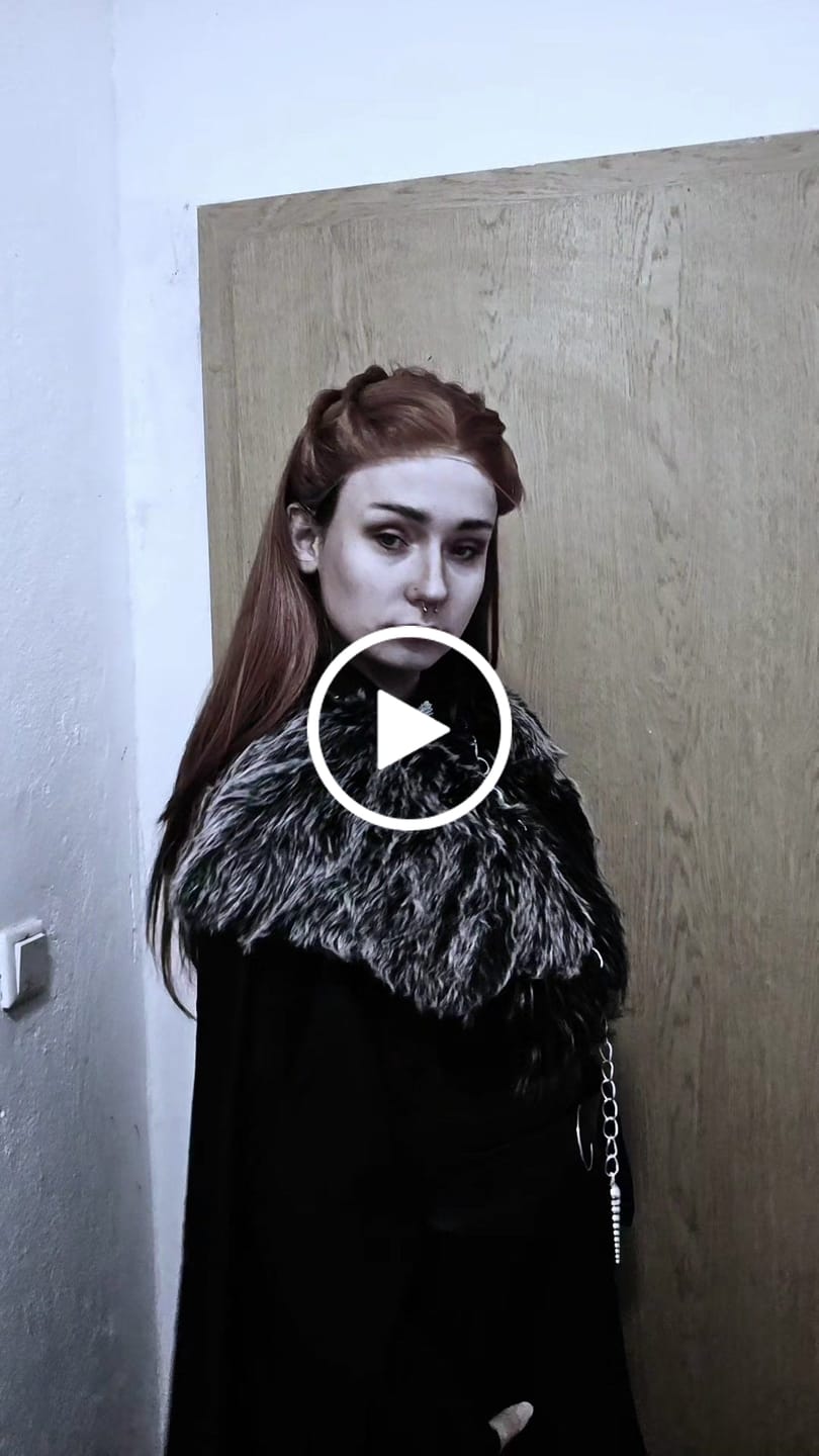Customer video review of GOT 8 Game of Thrones Staffel 8 Sansa Stark Cosplay Kostüm Dulex Version B