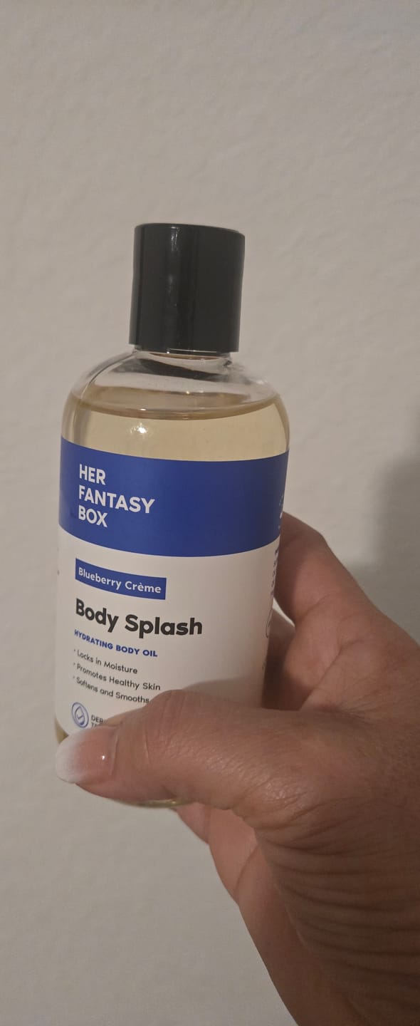 Customer photo review of Body Splash - Skin Smoothing Body Oil (Blueberry Créme)