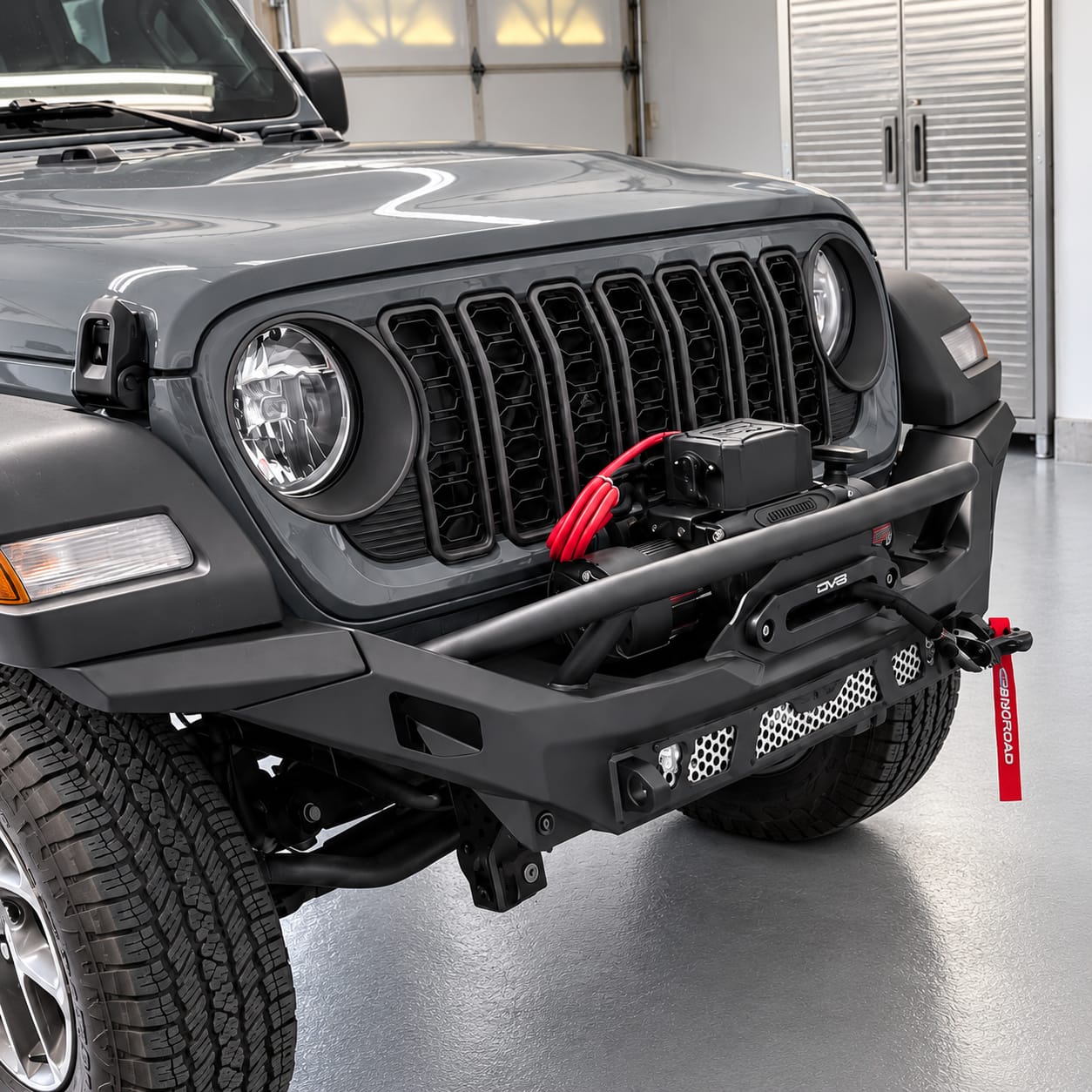 Customer photo review of OPENROAD 13,500lbs electric winch with Synthetic Rope - Panther Series 3S