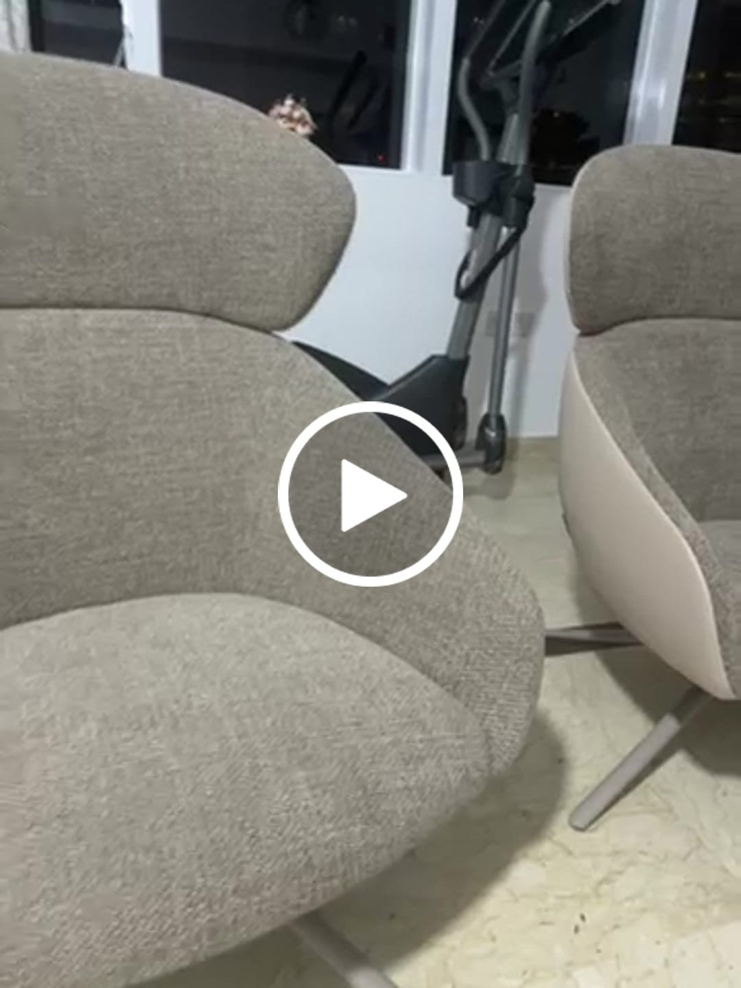 Customer video review of Aureva Lounge Chair -H4SM-2
