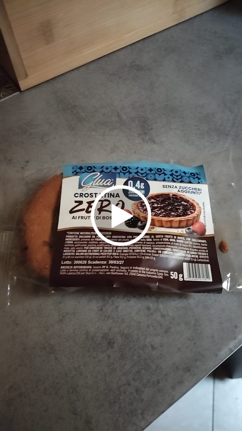 Customer video review of Crostatina Keto ai Frutti di Bosco
