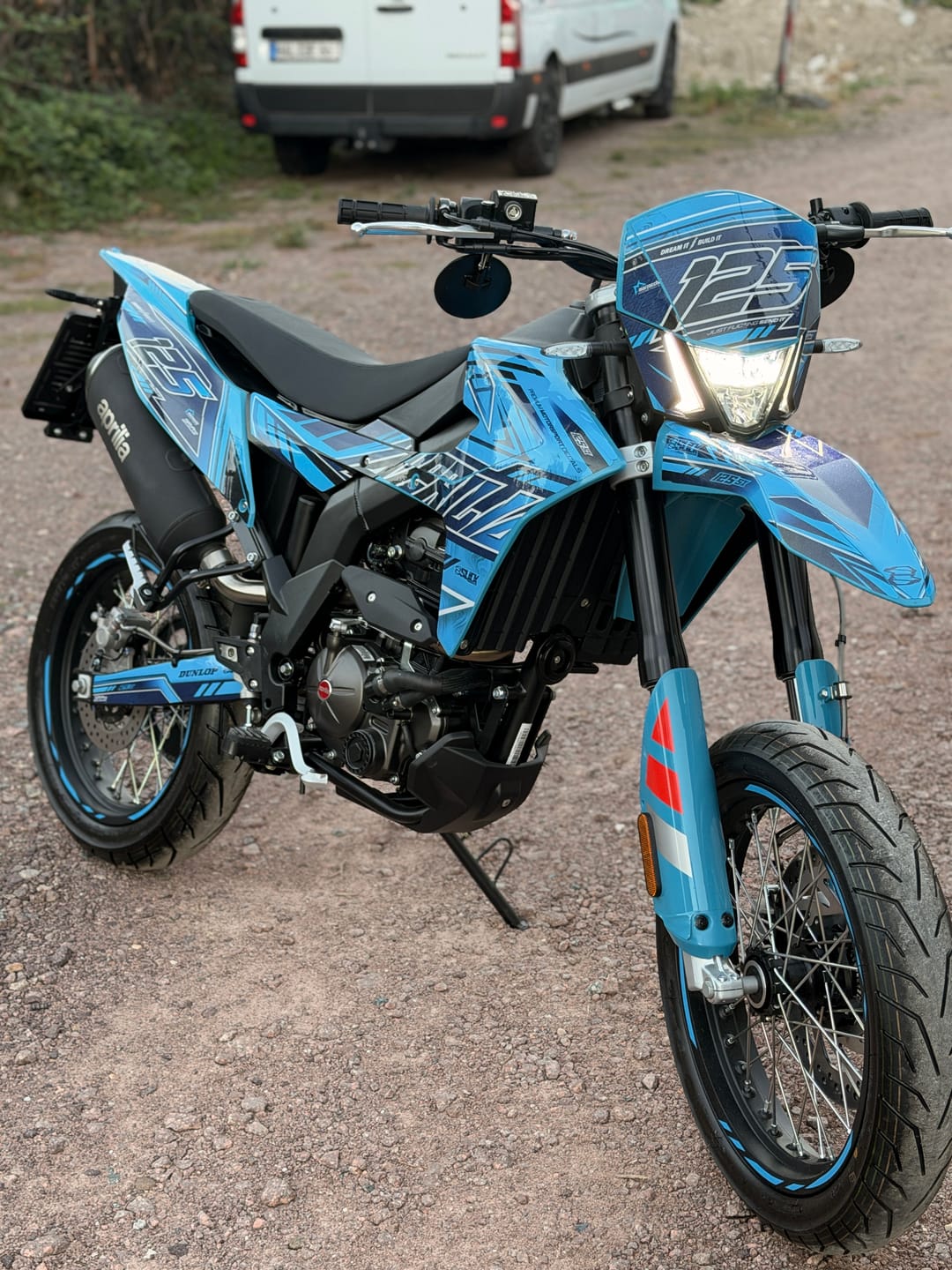 Customer photo review of NEW! PERFORMANCE - GRAPHICS KIT