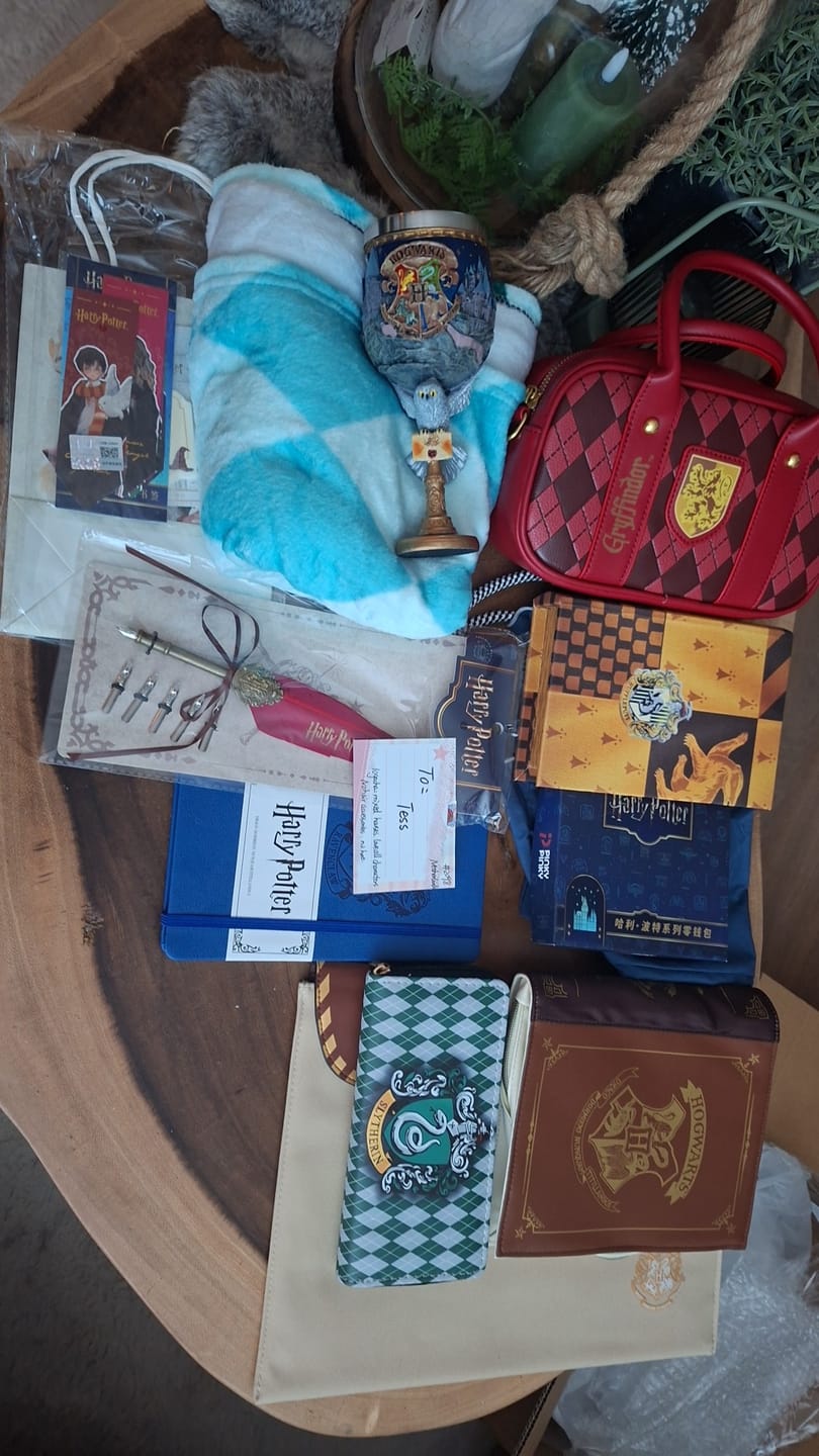 Customer photo review of Luxury HP Mystery Capsule