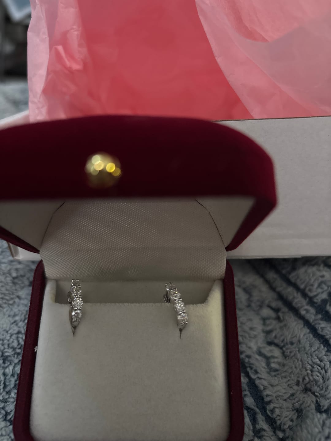 Customer photo review of Moissanite Huggies