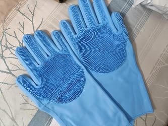 Customer photo review of Silicone Cleaning Gloves - Dishwashing Gloves