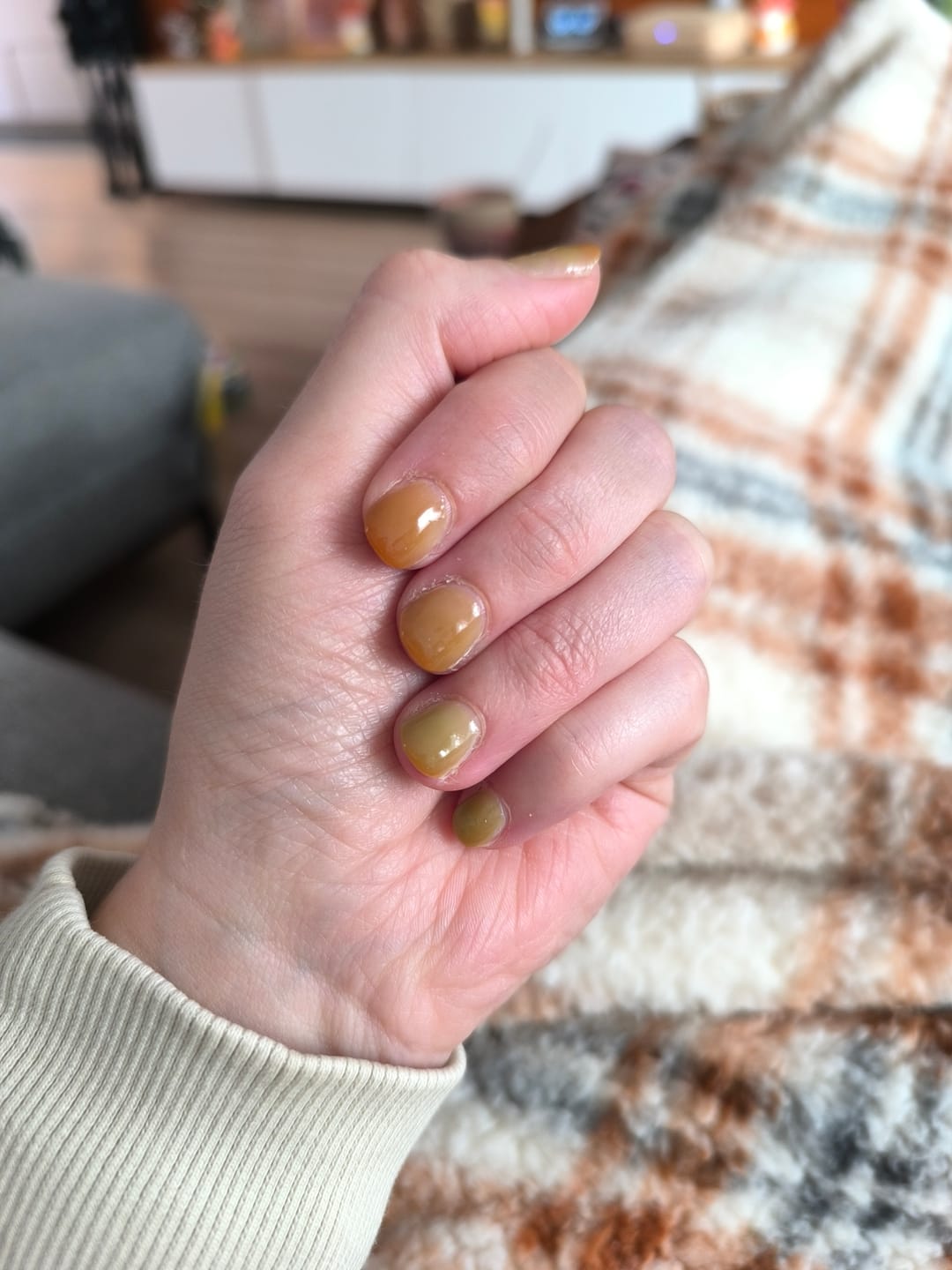 Customer photo review of Limited Edition 7 - Changing Leaves Dipping Powder