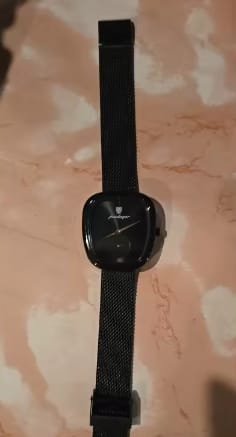 Customer photo review of Reloj Célestine Mujer