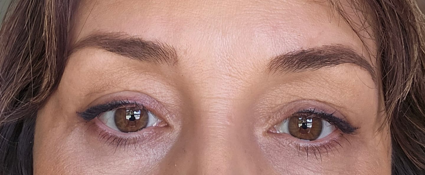 Customer photo review of Brown Eyebrow Growth Gel
