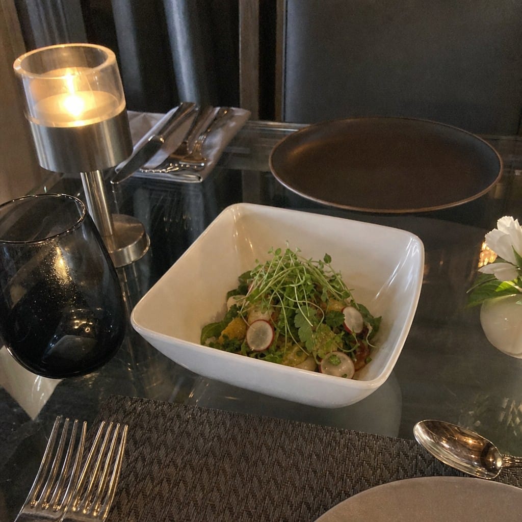 Customer photo review of Curved Bowl 8 inch White Melamine for Table Settings