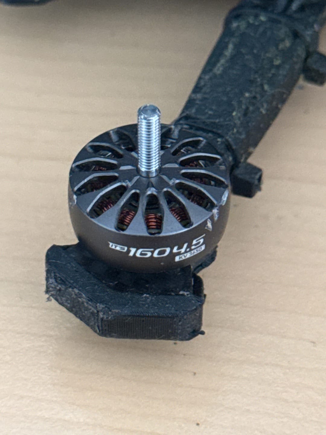 Customer photo review of it's 1604.5 3650KV Motor