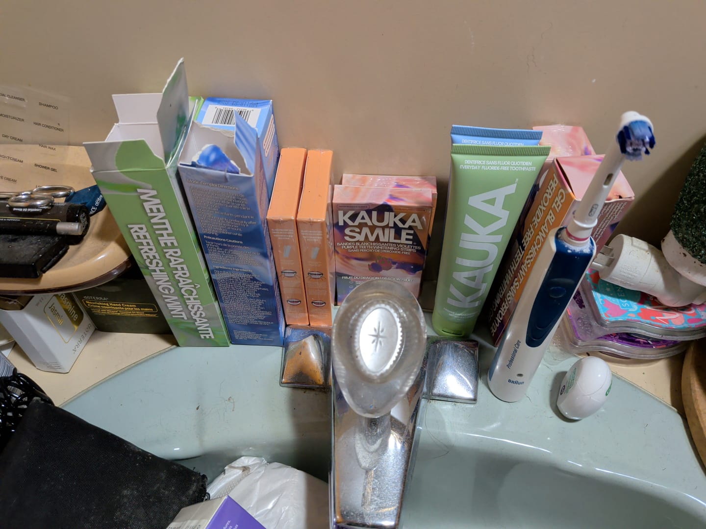 Customer photo review of Triple Pack : Dentifrice Sans Fluor à la Framboise bleue + Punch à la pêche + Menthe