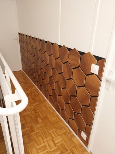 Customer photo review of Panneaux Hexagone Bois Acoustique Noyer 66 x 78 CM