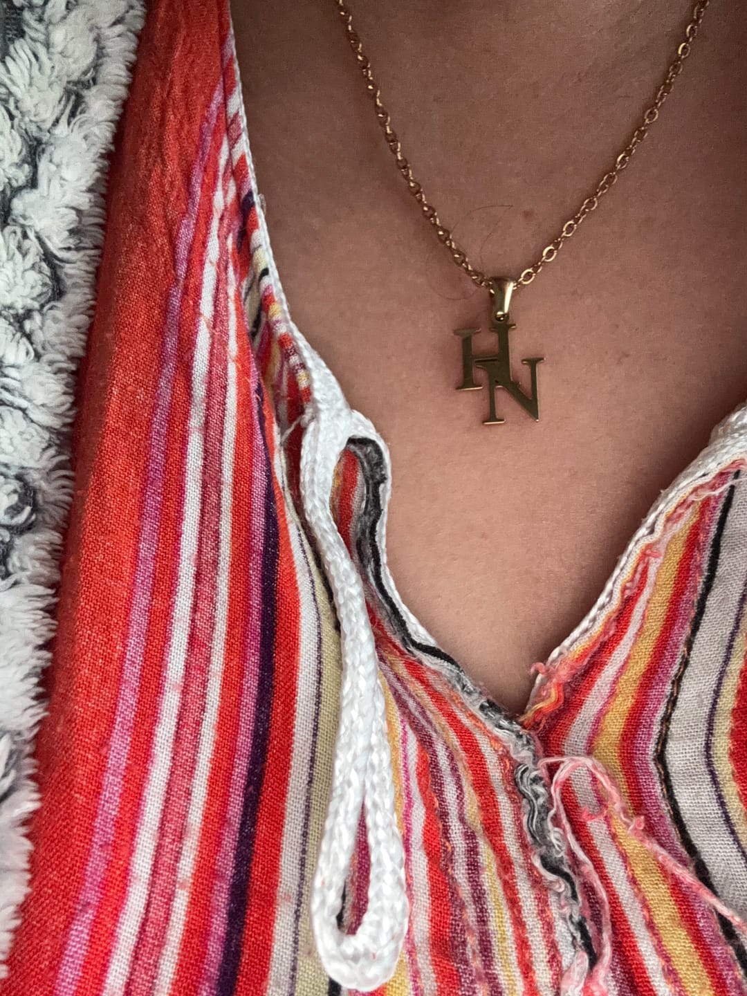 Customer photo review of Collier monogramme personnalisé – Initiales entrelacées