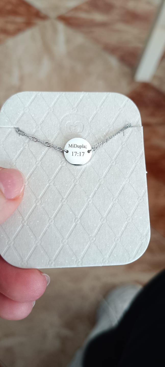 Customer photo review of "Grabado Detrás"