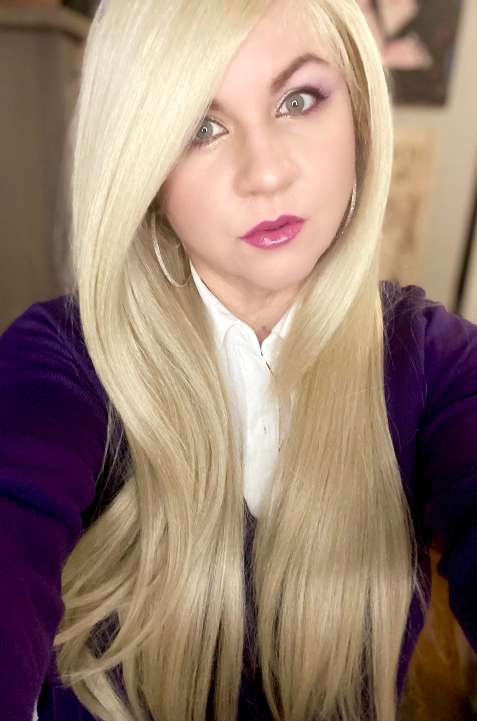 Customer photo review of Outre Melted Hairline TruCurve Glueless HD Lace Front Wig - TRUCURVE 11