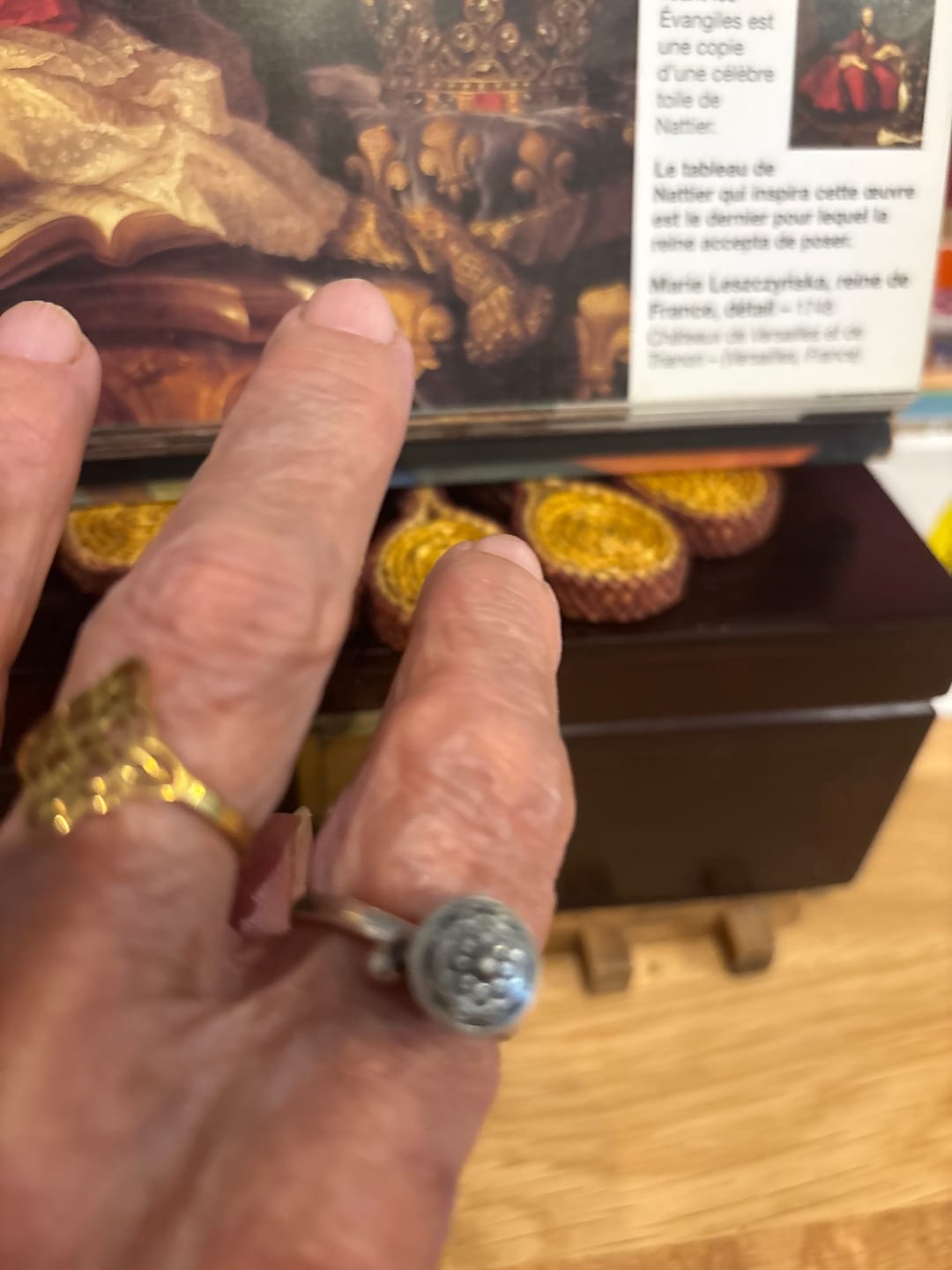 Customer photo review of Bague Ajustable "Symbole de Protection" - Noeud de Sorcière