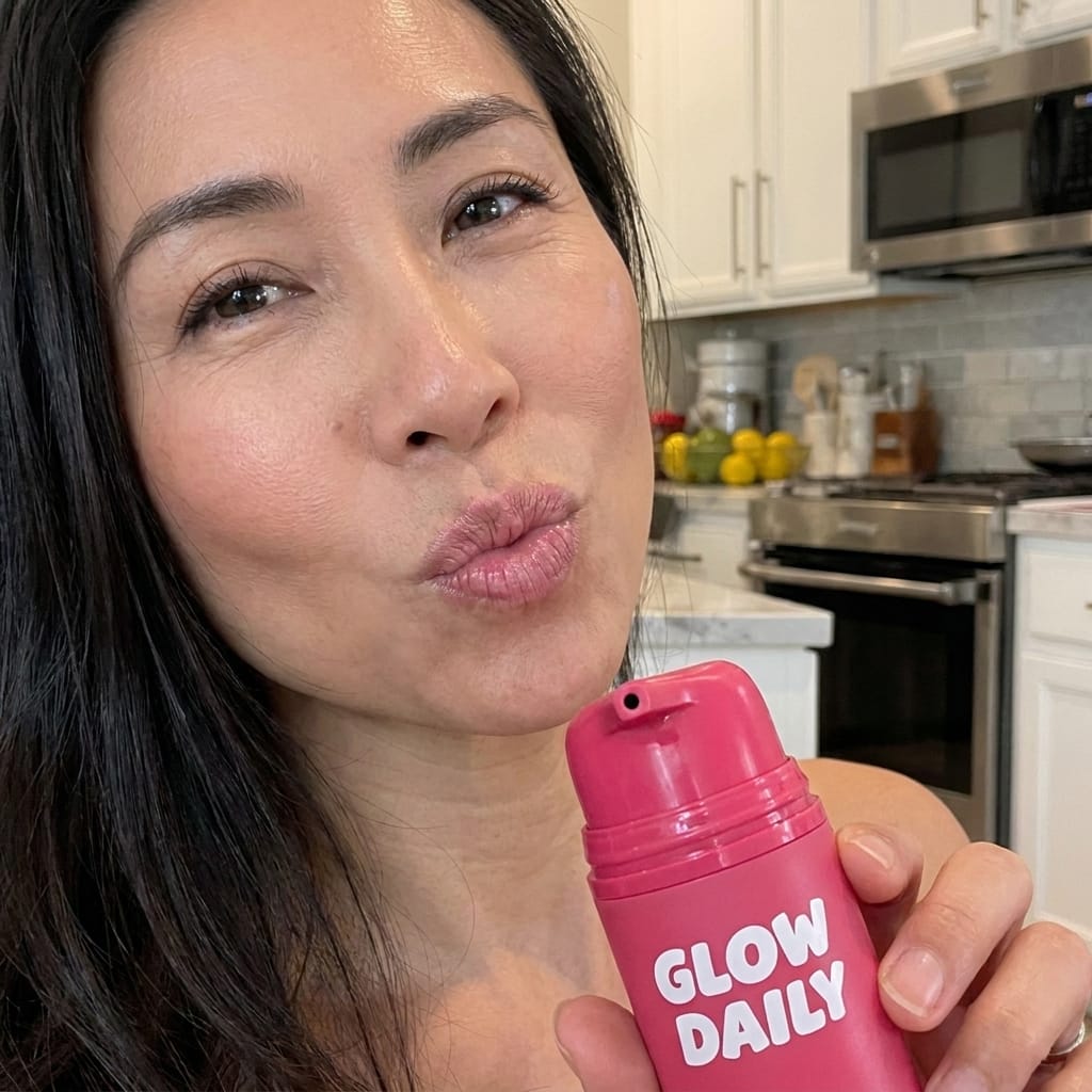 Customer photo review of Color Changing Foundation
