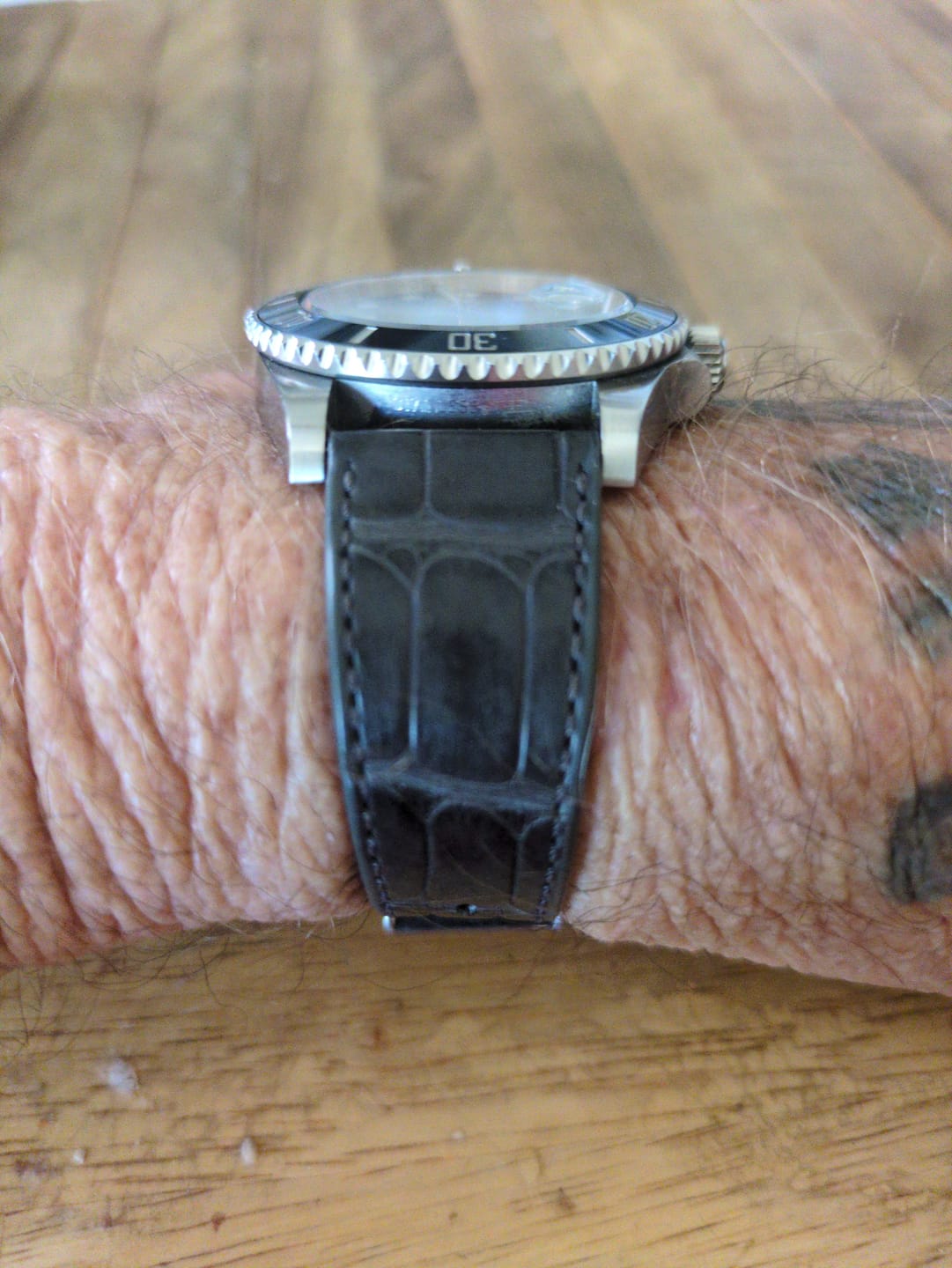Customer photo review of Matte Graphite Alligator