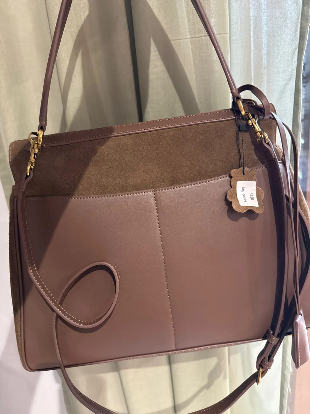 Customer photo review of KELIA - Grand Sac à Main Chic en Daim