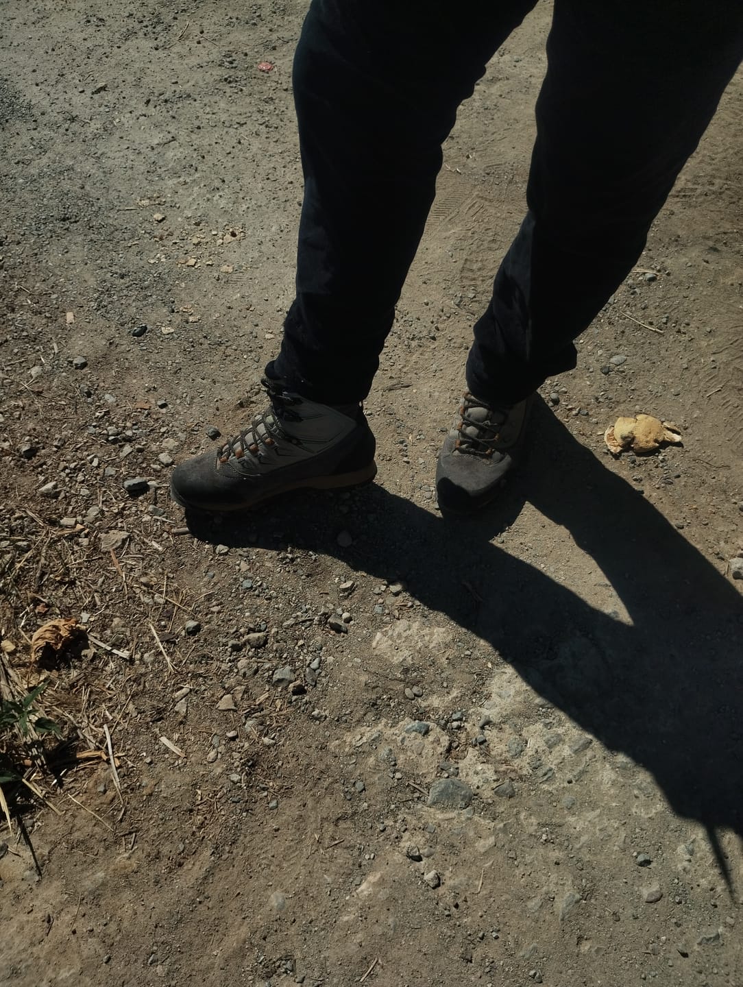 Customer photo review of Scarpone Trezeta Aoraki WP Uomo Impermeabile con Suola Vibram Grigio/Grigio