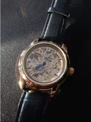 Customer photo review of Reloj Aurora Skeleton Mujer