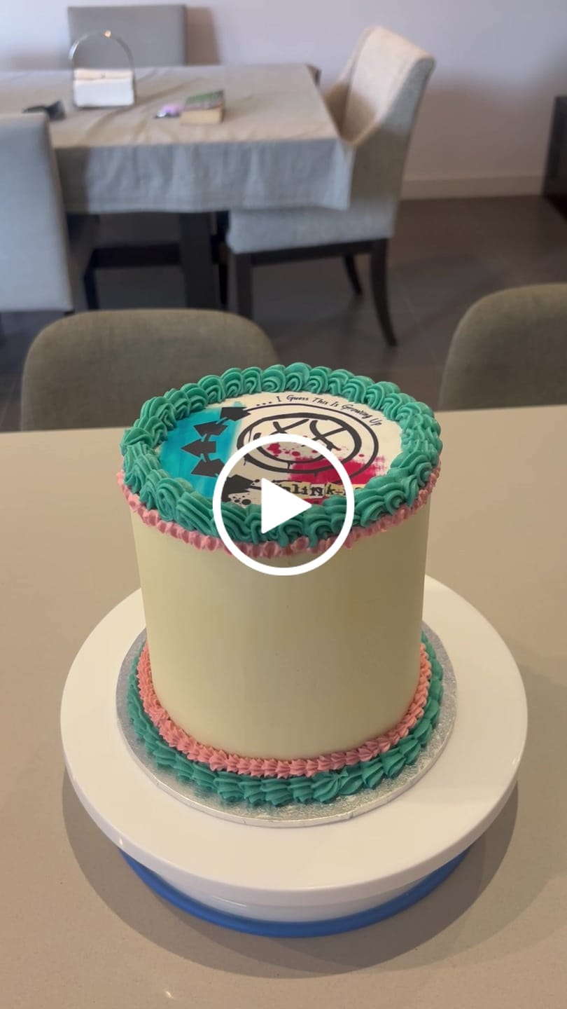 Customer video review of 15 cm Round Custom Edible Icing Image